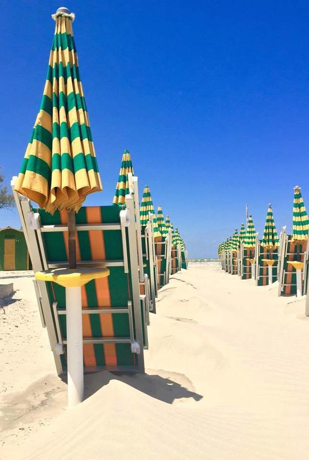 Centro Vacanze Lido Smeraldo Frigole Ngoại thất bức ảnh